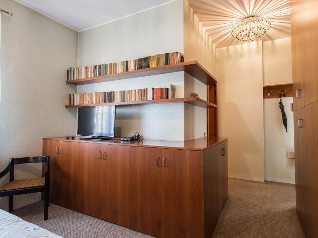Roomy Apartment Duomo & San Babila Мілан Екстер'єр фото